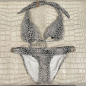 Vix Paula Hermanny Bia Tube Bathing Suit